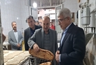 نظارت دقیق بر زنجیره امنیت غذایی؛ بازدید مشترک فرماندار و معاون اقتصادی استاندار از خبازی‌های مینودشت