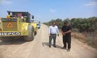 بازدید از روند احداث جاده بین مزارع روستای گامیشلی نزار شهرستان ترکمن